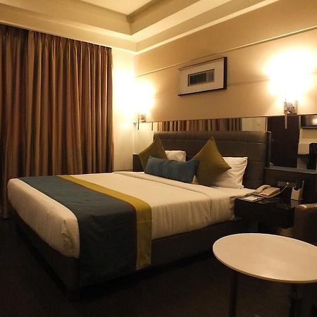 Hotel Regalia Tirupati Bagian luar foto