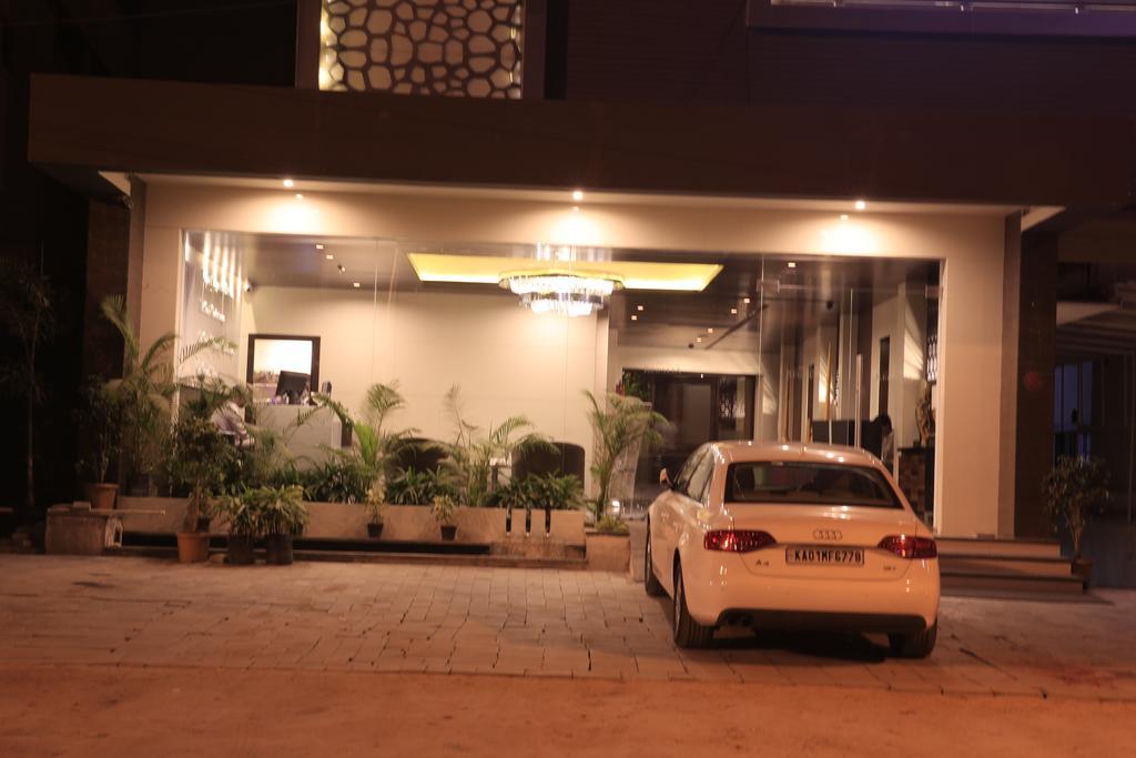 Hotel Regalia Tirupati Bagian luar foto