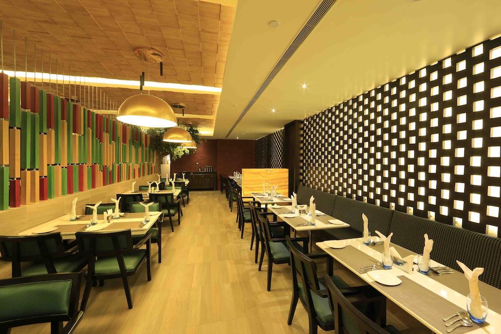 Hotel Regalia Tirupati Bagian luar foto