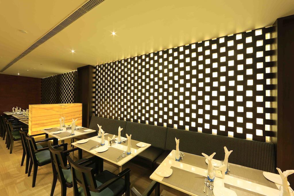 Hotel Regalia Tirupati Bagian luar foto