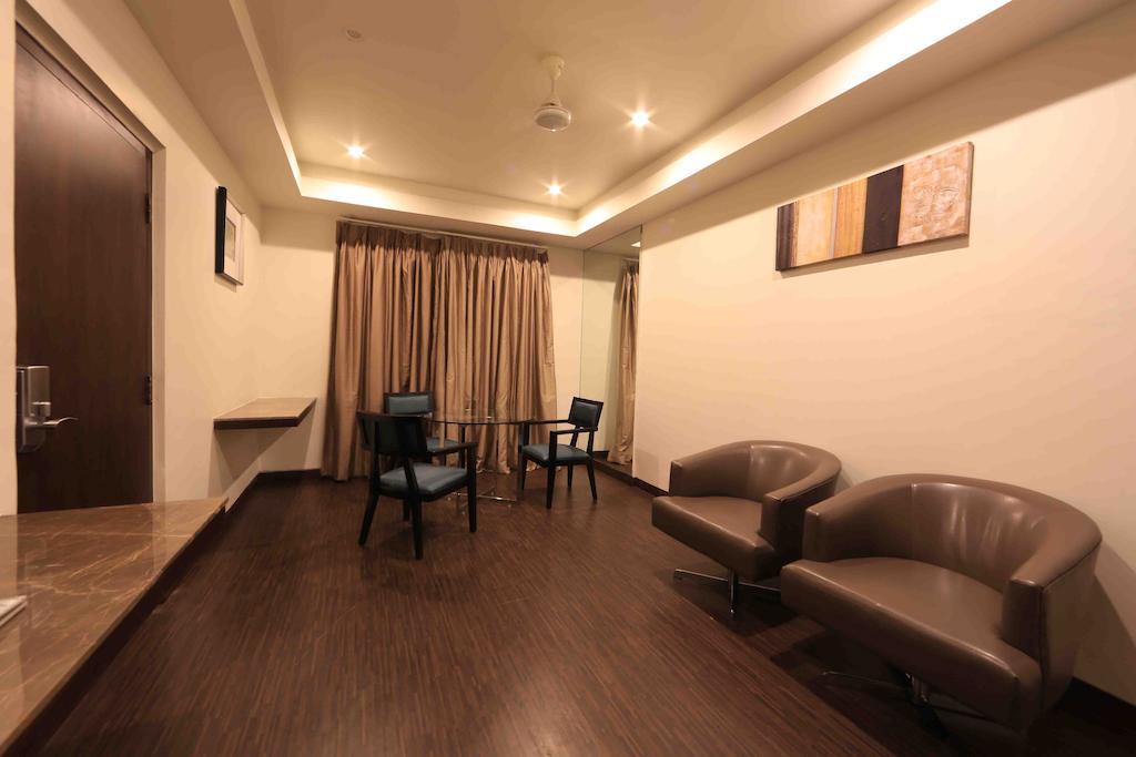 Hotel Regalia Tirupati Bagian luar foto
