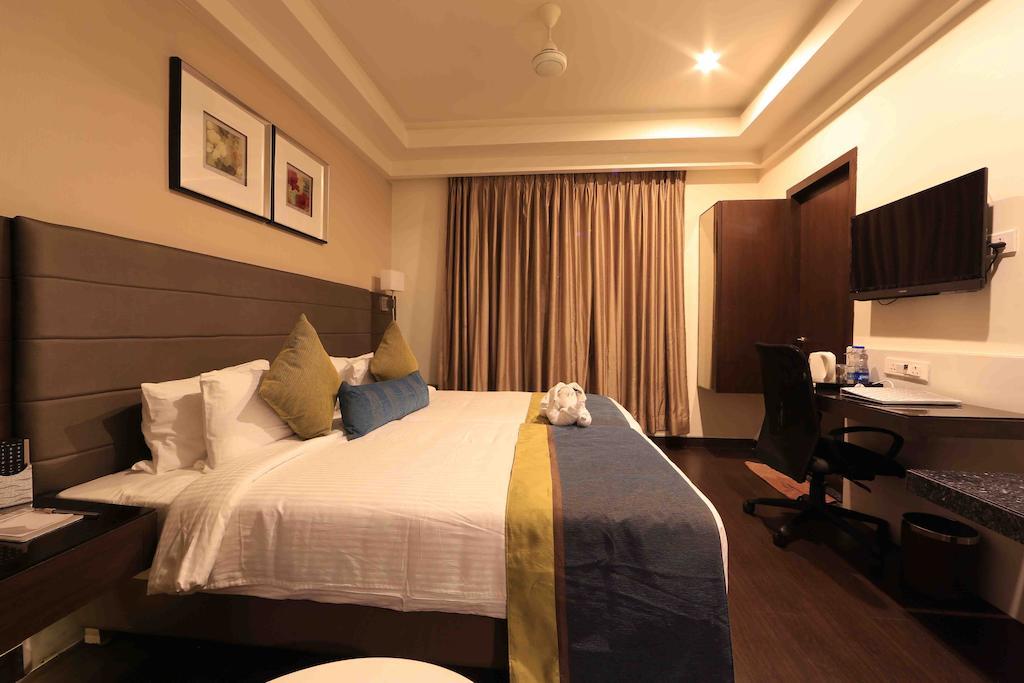 Hotel Regalia Tirupati Bagian luar foto