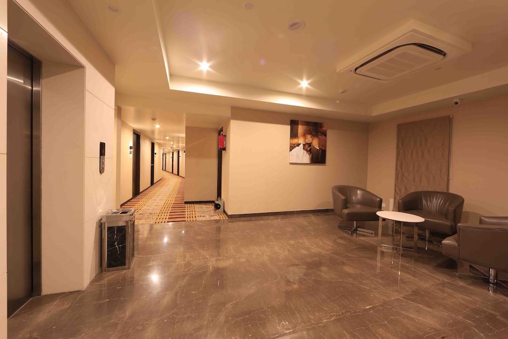 Hotel Regalia Tirupati Bagian luar foto