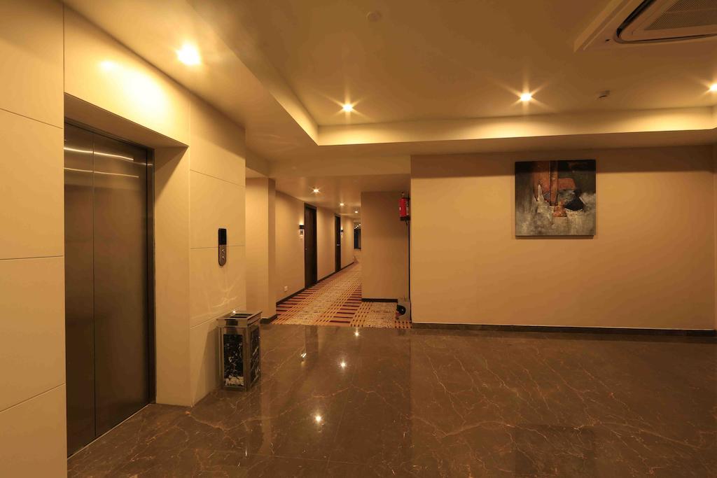 Hotel Regalia Tirupati Bagian luar foto